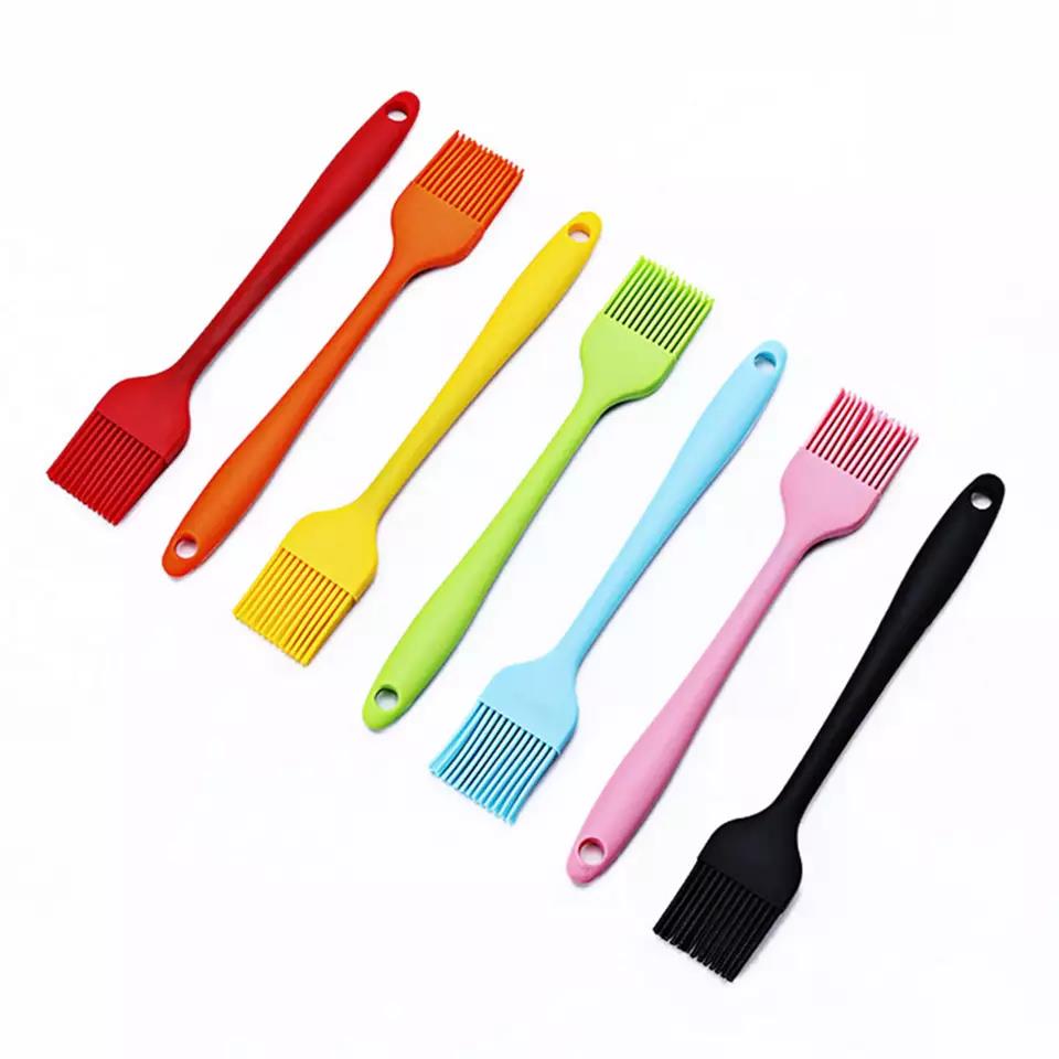 Wholesale Hot Selling Baking Tools 21cm One Small BBQ Silicone Brush Oil Brush Silicone Sweep DIY Cake Tools Silicone Brush